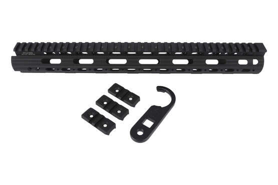 Leapers UTG PRO AR-15 Super Slim Free Float Handguard with top Picatinny rail